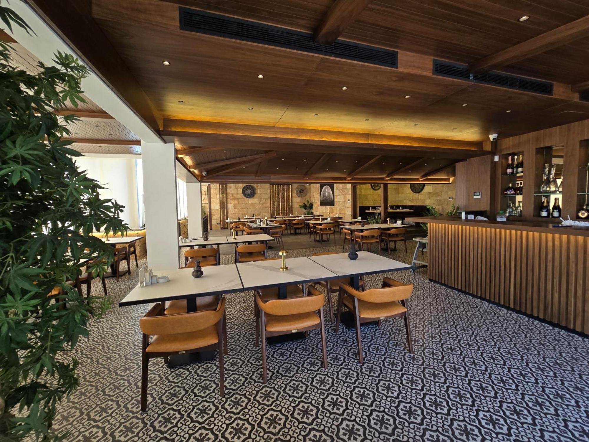 Maximus Hotel Byblos Eksteriør bilde